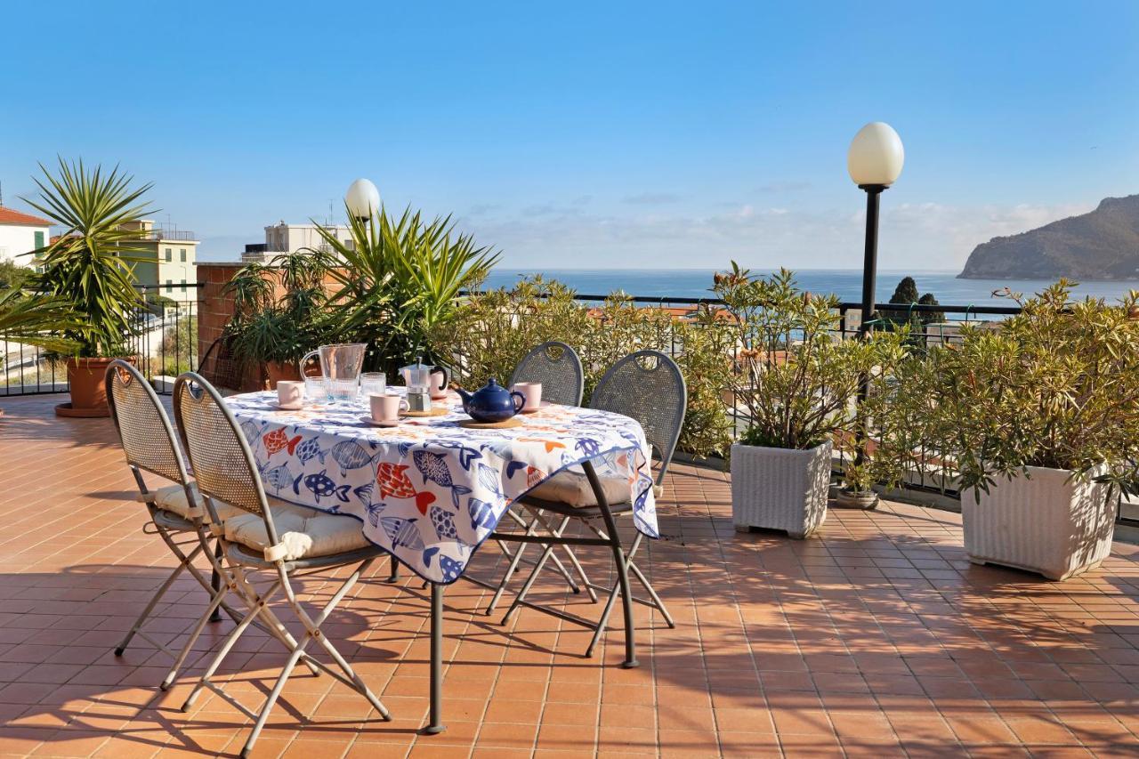Attico Cielo E Mare Apartment Spotorno Ngoại thất bức ảnh