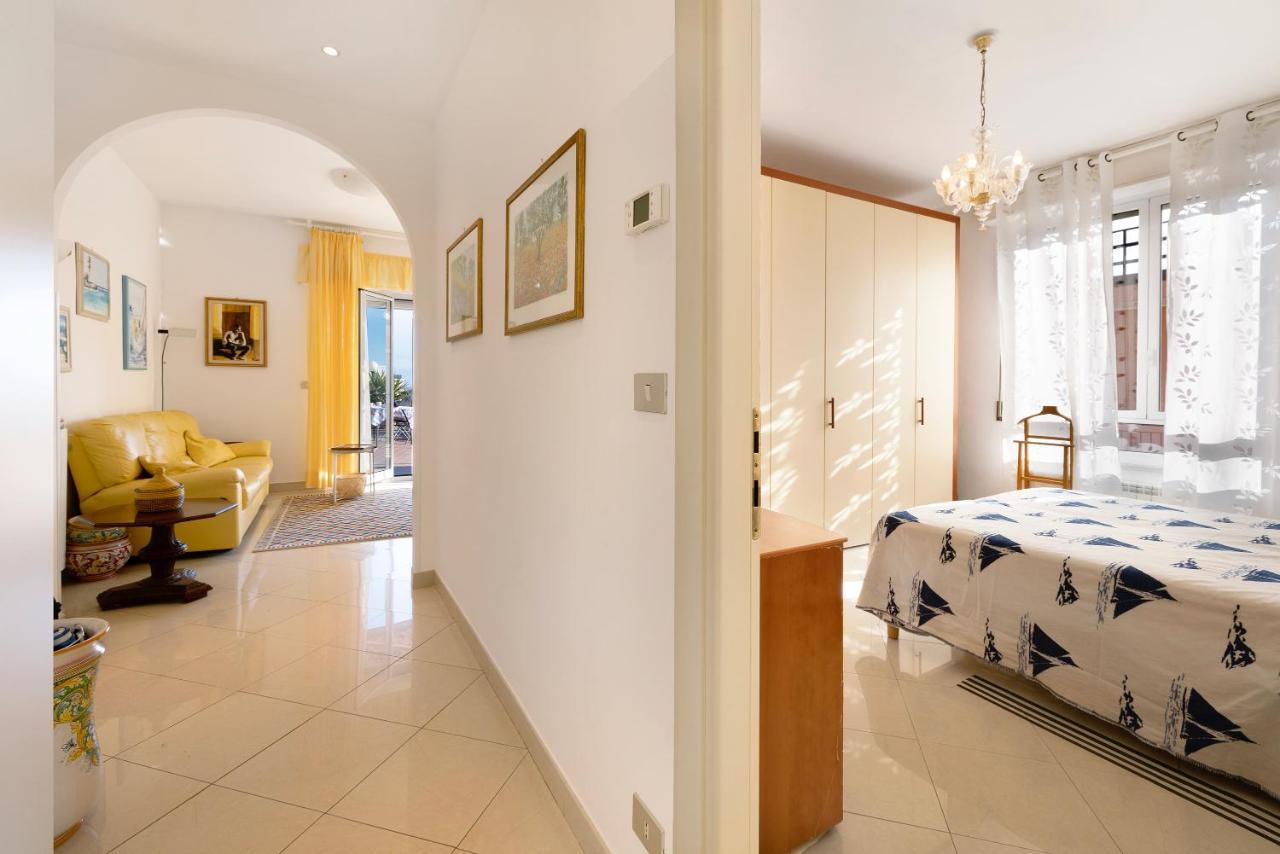 Attico Cielo E Mare Apartment Spotorno Ngoại thất bức ảnh